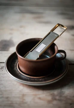 Coffee Presses & Makers|Teapots^Drosselmeyer tea strainer, Gold Gold-coloured