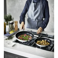 Frying Pans & Skillets^WMF Durado cromargan frying pan , 28 cm Silver-colouredBlack