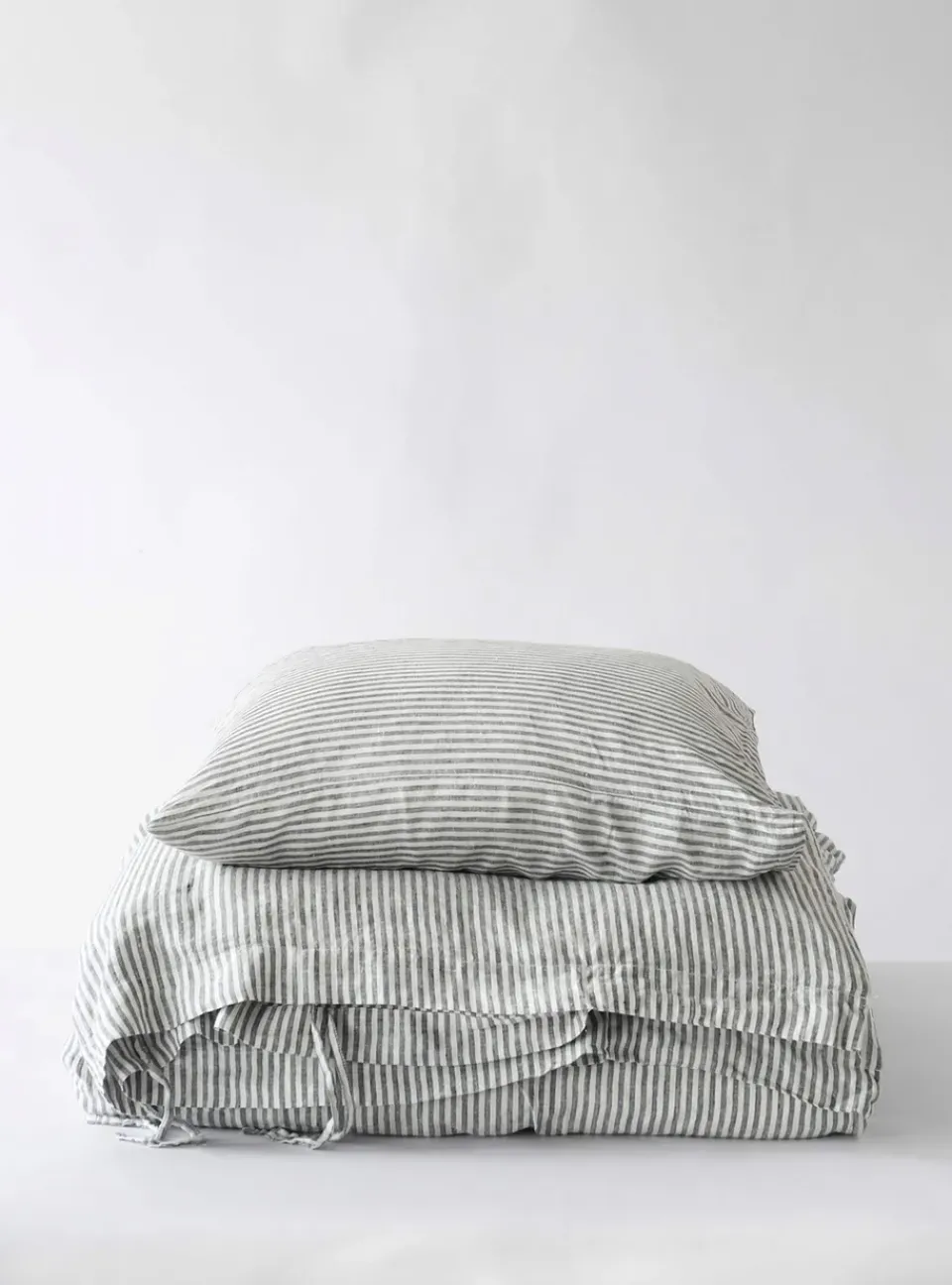 Hot Tell Me More Duvet cover linen 150x200 cm, Grey/white GreyWhite