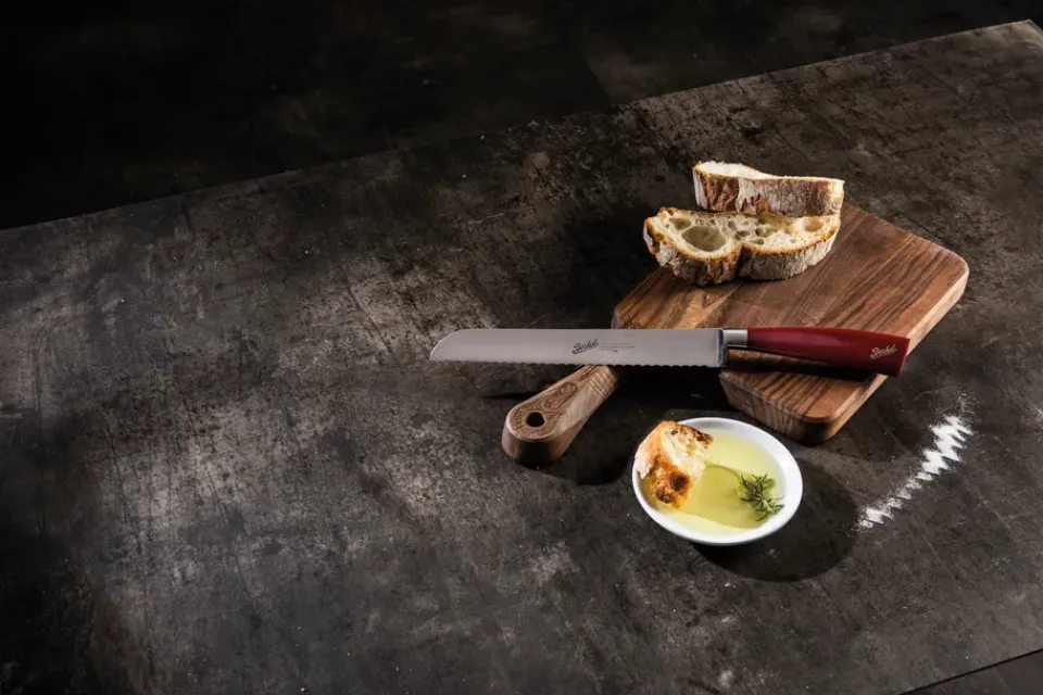 Best Berkel Elegance bread knife, 22 cm Red