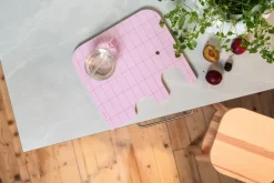 Best Muurla Elephant Chop & Serve Cutting Board M, Pink