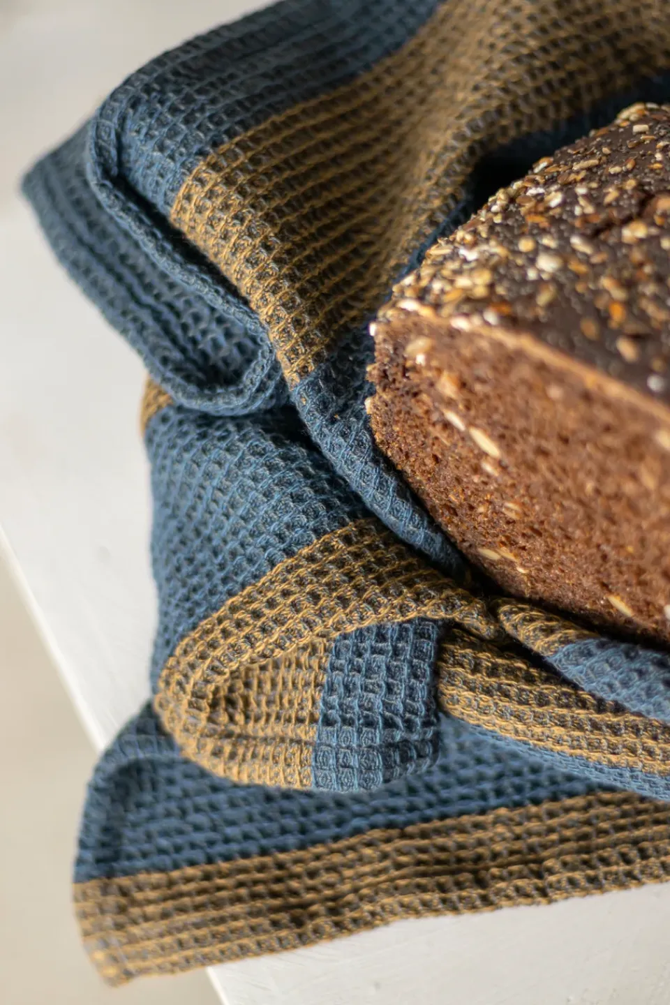 Kitchen Tea Towels^Mette Ditmer Elvira kitchen towel 50x70 cm, Ochre BrownBlue