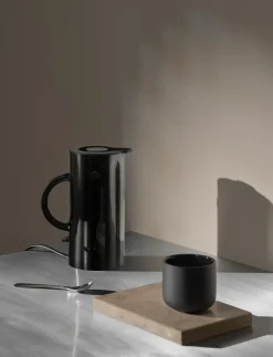 Electric Kettles^Stelton EM77 kettle (EU) 0.5 L, Black