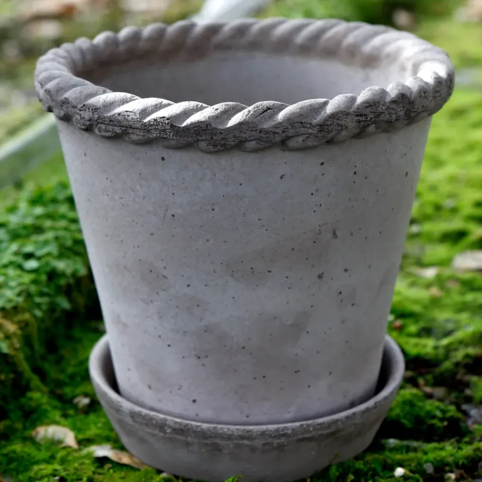 Clearance Bergs Potter Emilia flower pot 16 cm, Grey