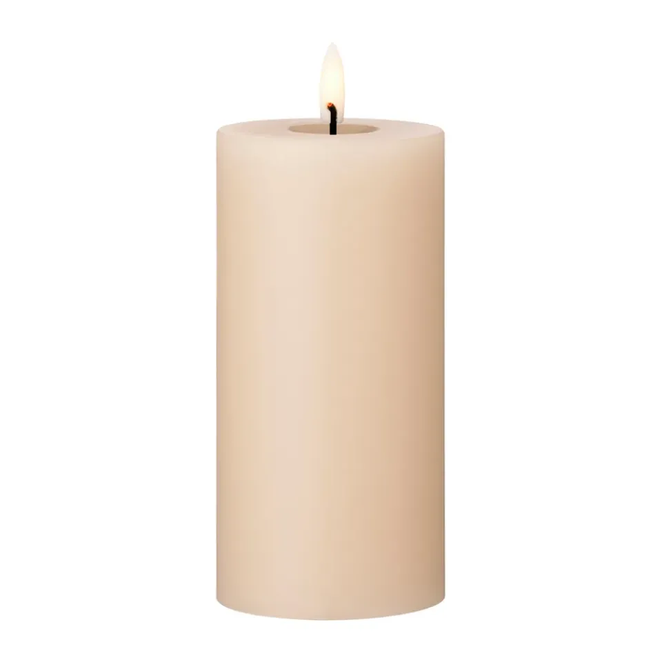 Led-Candles^Ester & erik pillar candle LED, 11 Ice Latte, 15 cm Beige