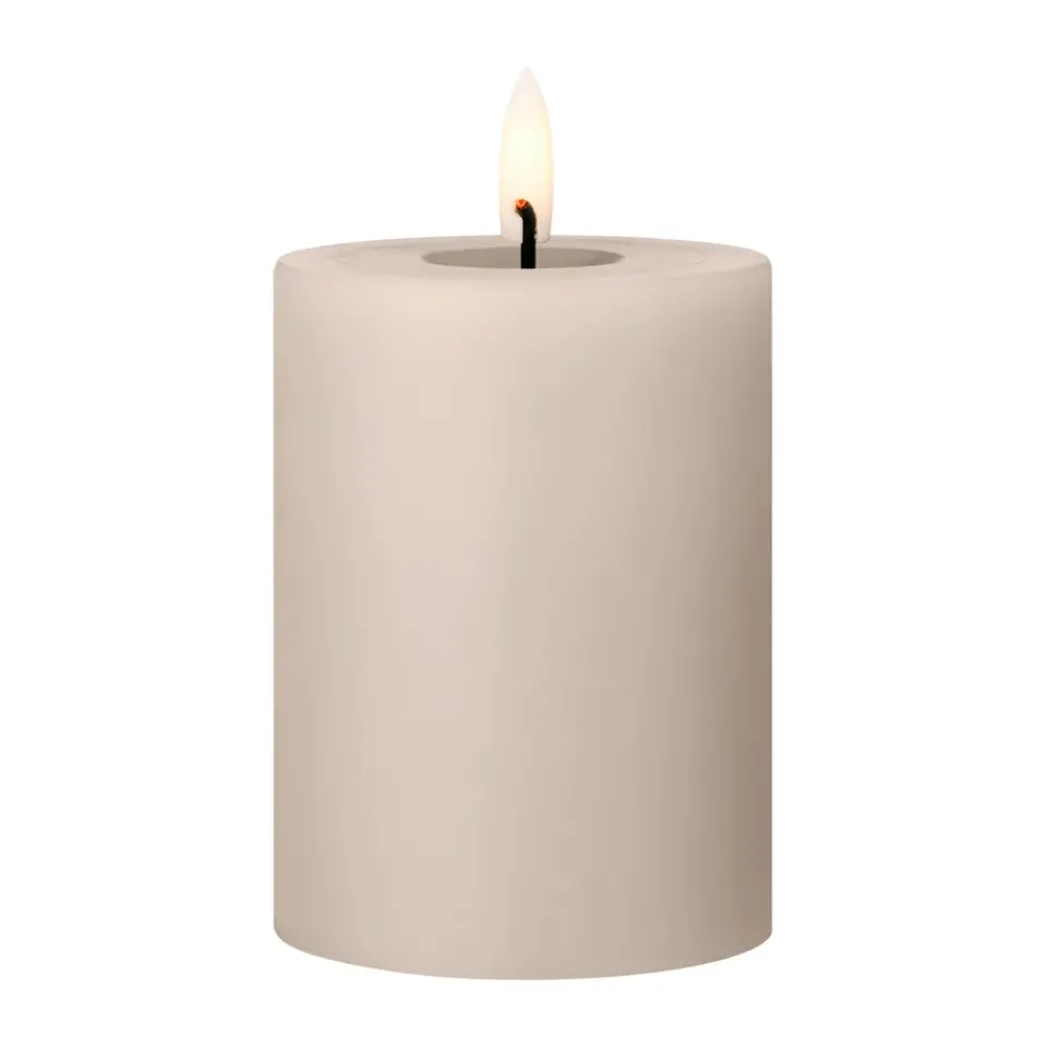 Led-Candles^Ester & erik pillar candle LED, 22 Linen Grey, 10 cm Beige