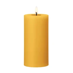 Outlet Ester & erik pillar candle LED, 85 Mango, 15 cm Yellow