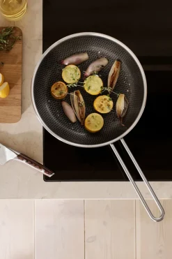 Frying Pans & Skillets^Eva Solo Eva Trio Mosaic frying pan, Ø28 cm Silver-colouredBlack