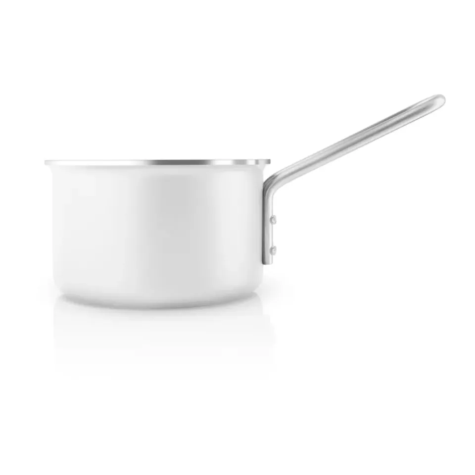 Eva Solo Eva Trio Line Slip-Let ceramic saucepan, 1.1 L White