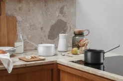 Eva Solo Eva Trio Line Slip-Let ceramic saucepan, 1.1 L White