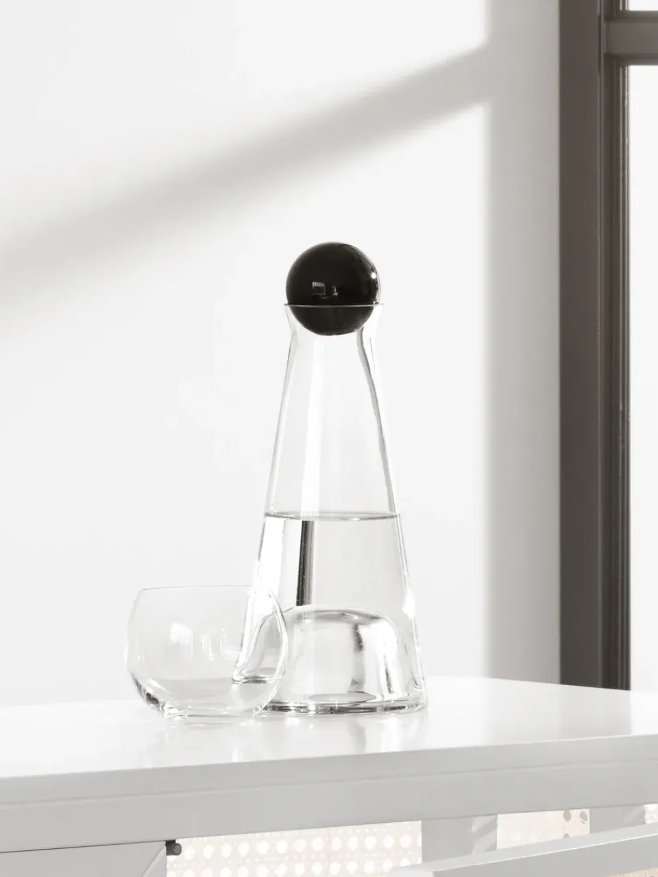 Hot Design House Stockholm Fia carafe, black BlueTransparent