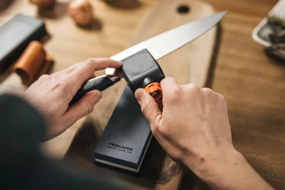 Knife Sharpeners, Stones & Honing Knives^Fiskars knife sharpening set, Black-orange OrangeBlack