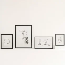 Frames & Poster Frames^URBAN NATURE CULTURE Floating photo frame S 15x20 cm, Minimalism- Black