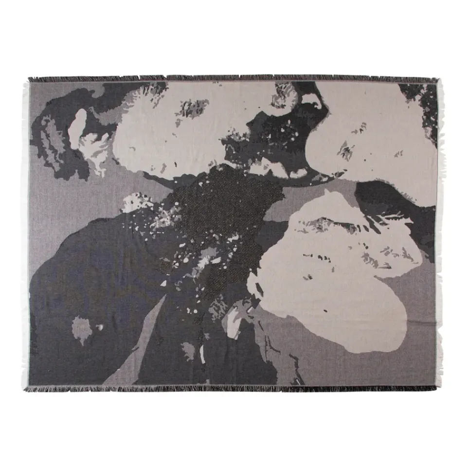 AYTM Floreo throw 130x170 cm, White- Grey