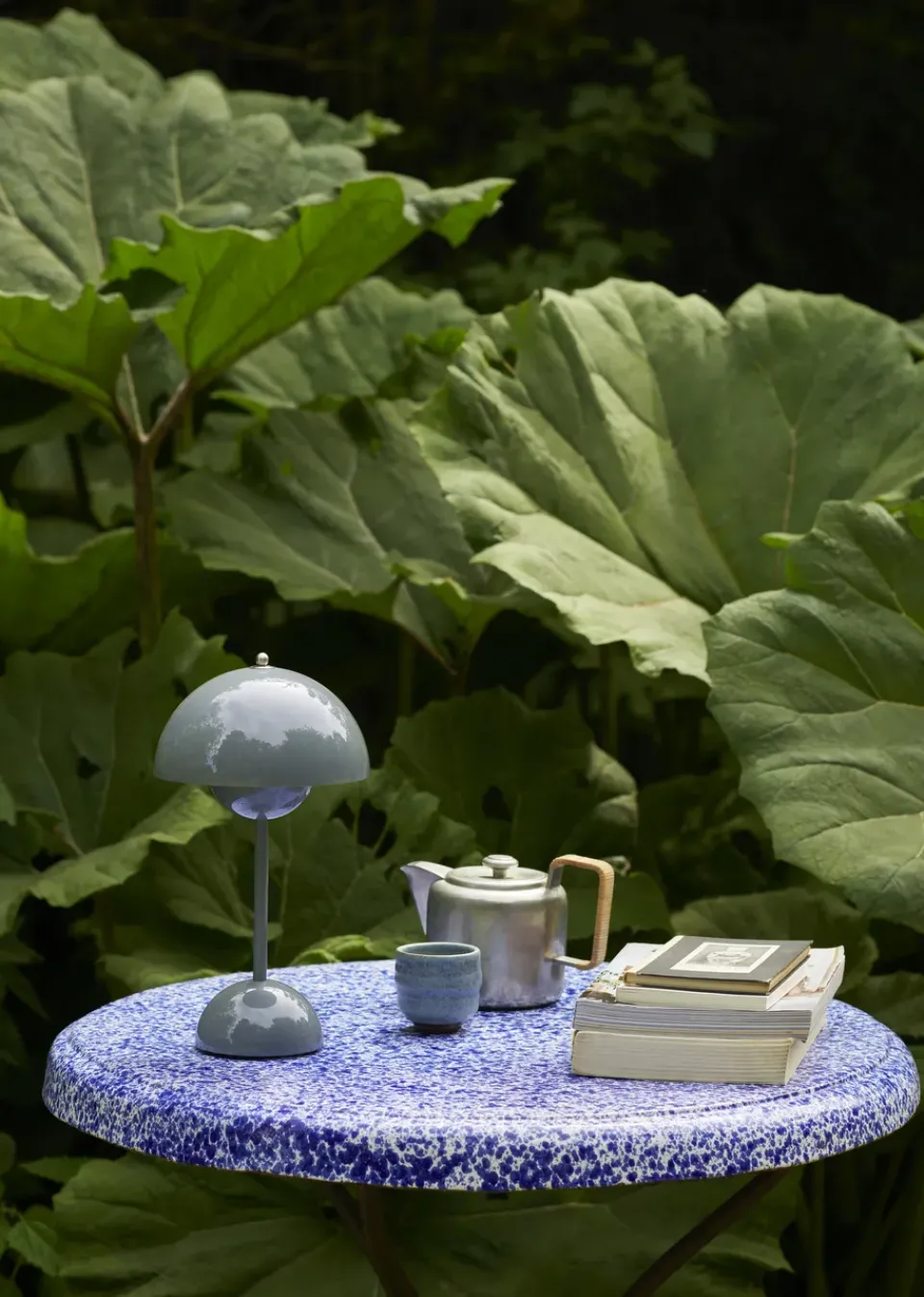 Bedside Lamps|Portable Lighting^&Tradition Flowerpot portable table lamp VP9, Stone Blue