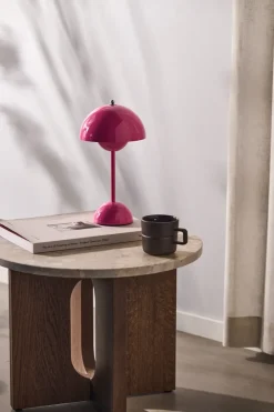 Bedside Lamps|Portable Lighting^&Tradition Flowerpot portable table lamp VP9, Tangy Pink