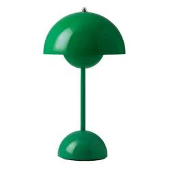 Online &Tradition Flowerpot portable table lamp VP9, Signal Green
