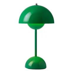 Online &Tradition Flowerpot portable table lamp VP9, Signal Green