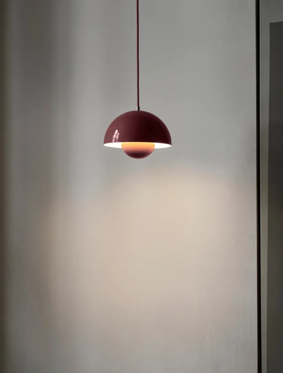 Sale &Tradition Flowerpot VP1 pendant lamp, Dark plum Purple