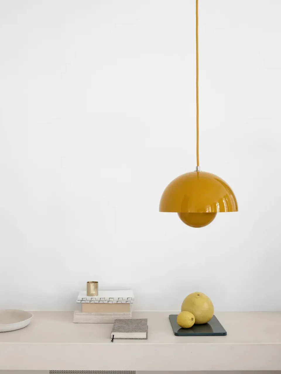 Discount &Tradition Flowerpot VP1 pendant lamp, mustard Yellow