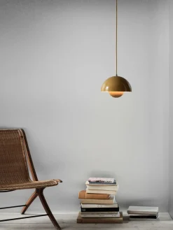 Discount &Tradition Flowerpot VP1 pendant lamp, mustard Yellow