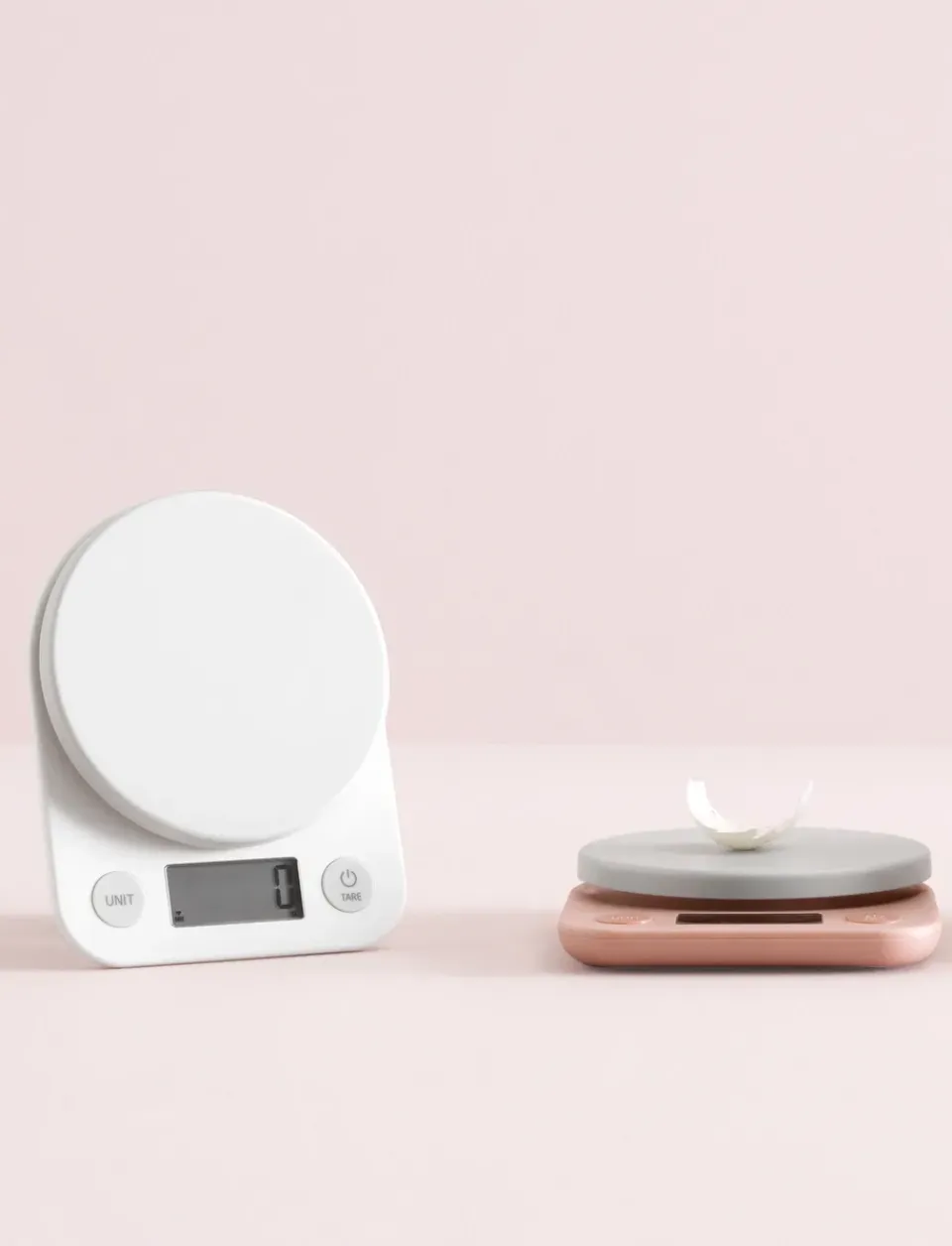 Sale RIG-TIG FOODIE kitchen scale, White
