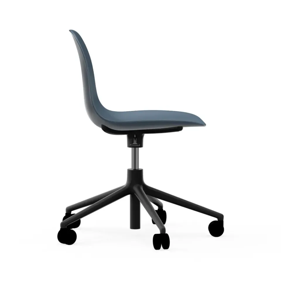 Online Normann Copenhagen Form swivel chair, 5W office chair, , black aluminium, wheels Blue
