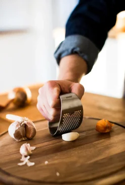 Dorre Garli garlic press, Silver Silver-coloured