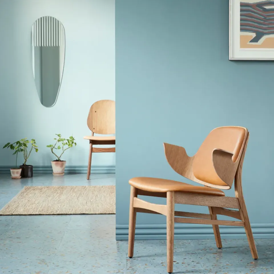 Armchairs & Footstools^Warm Nordic Gesture lounge chair, Leather sevilla 4001 , lacquered beech legs Black