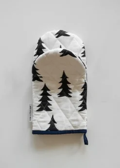 Oven Mitts, Gloves & Pot Holders^Fine Little Day Gran quilted oven glove, White-black BlackWhite