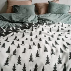 Fine Little Day Gran woven blanket 140x180 cm, black and White