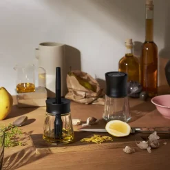 Hot Rosendahl Grand Cru dressing shaker 25 cl, Black