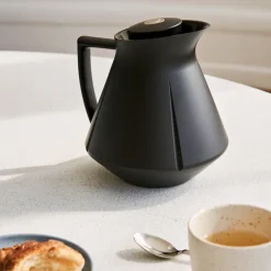 New Rosendahl Grand Cru tea thermos 1 l, Black