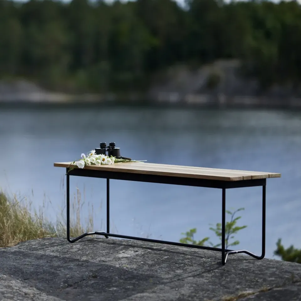 Best Skargaarden Grinda bench, Teak, black frame Brown