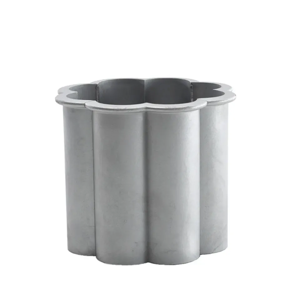 Garden Details & Accessories^Byarums bruk Gråsippa plant pot, Aluminum sand-casted, no. 2 Ø41 cm Silver-coloured