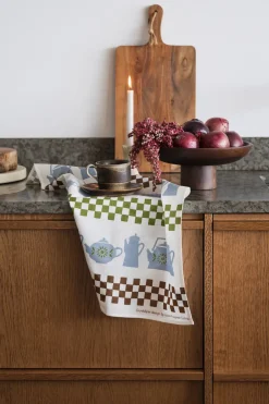 Hot Almedahls Grytskåpet kitchen towel 47x70 cm, Multi-blue-green BlueGreen