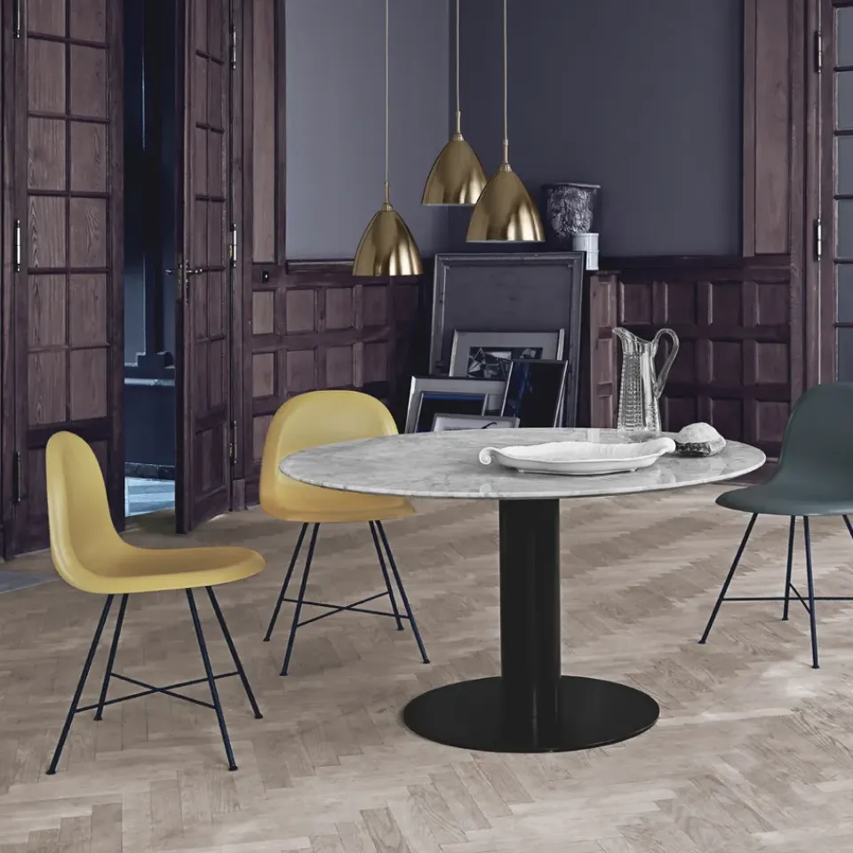 Dining Tables^GUBI 2.0 dining table, Marble . ø110. black stand Green