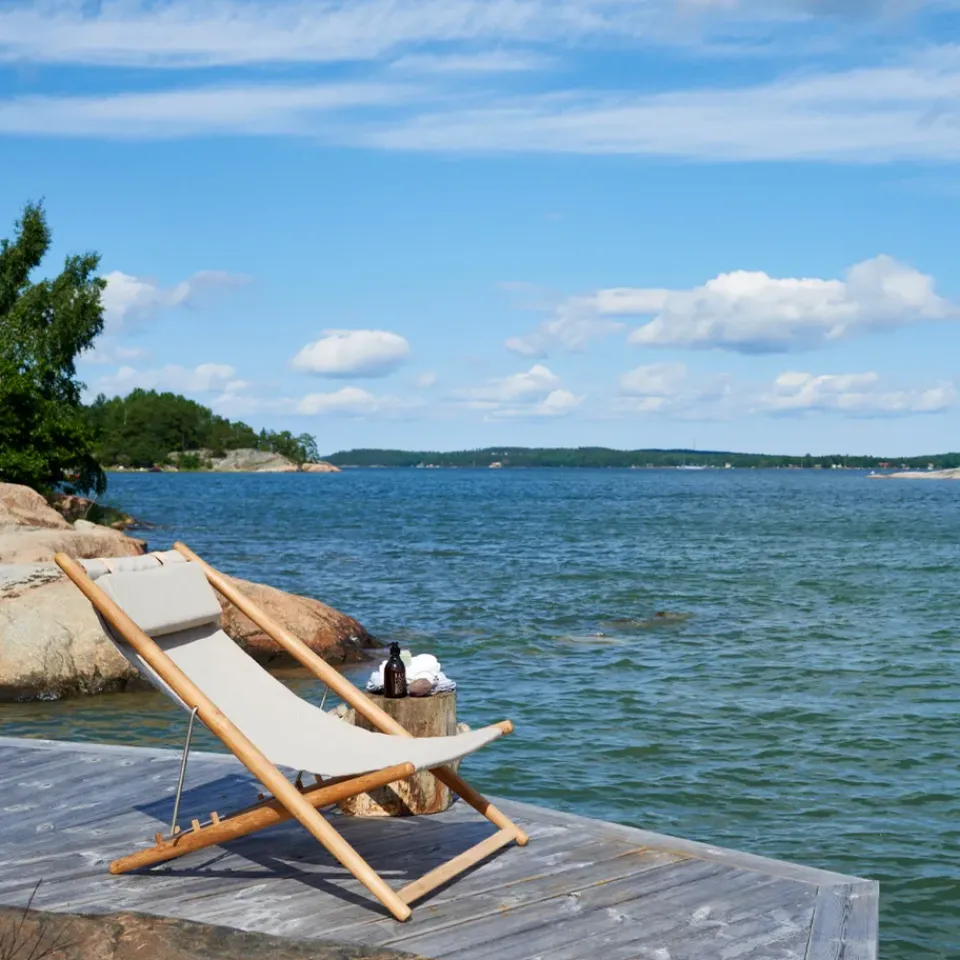 Seating^Skargaarden H55 lounge chair teak, Sunbrella Heritage Leaf Green