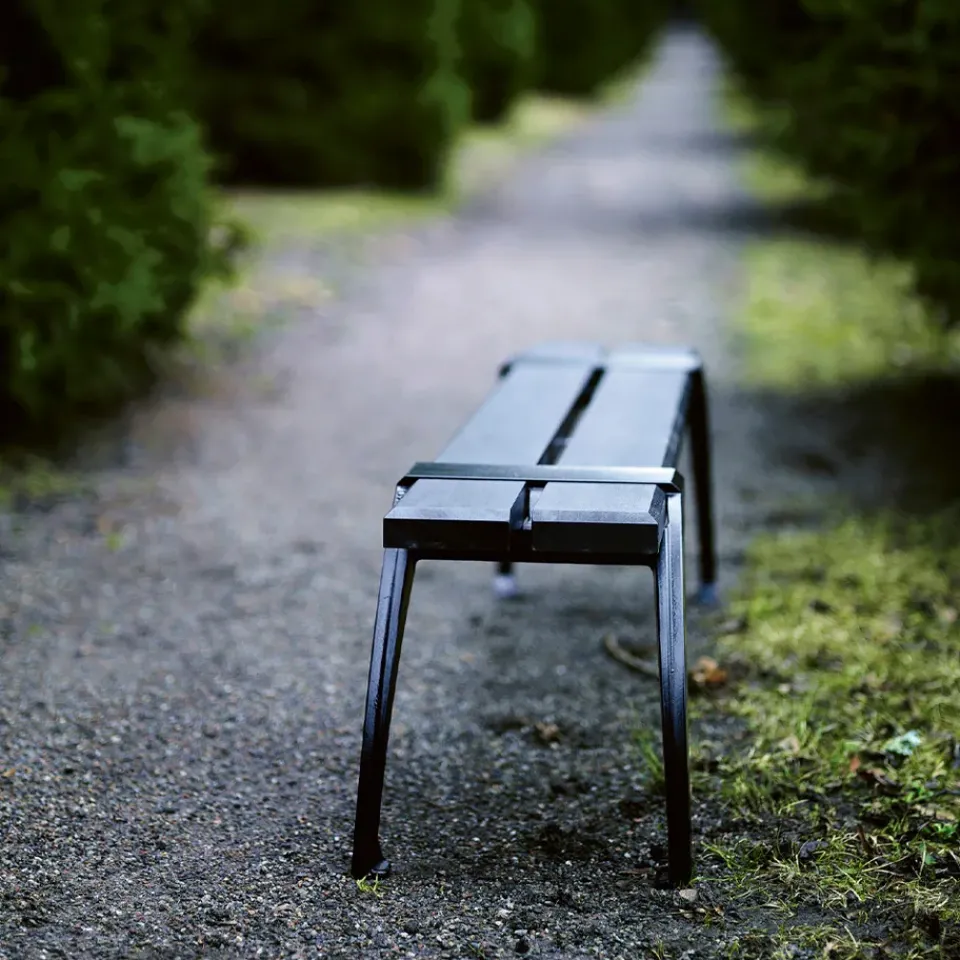 Garden Sofas & Garden Benches^Byarums bruk Haga bench, Oak oil, raw aluminum stand Beige