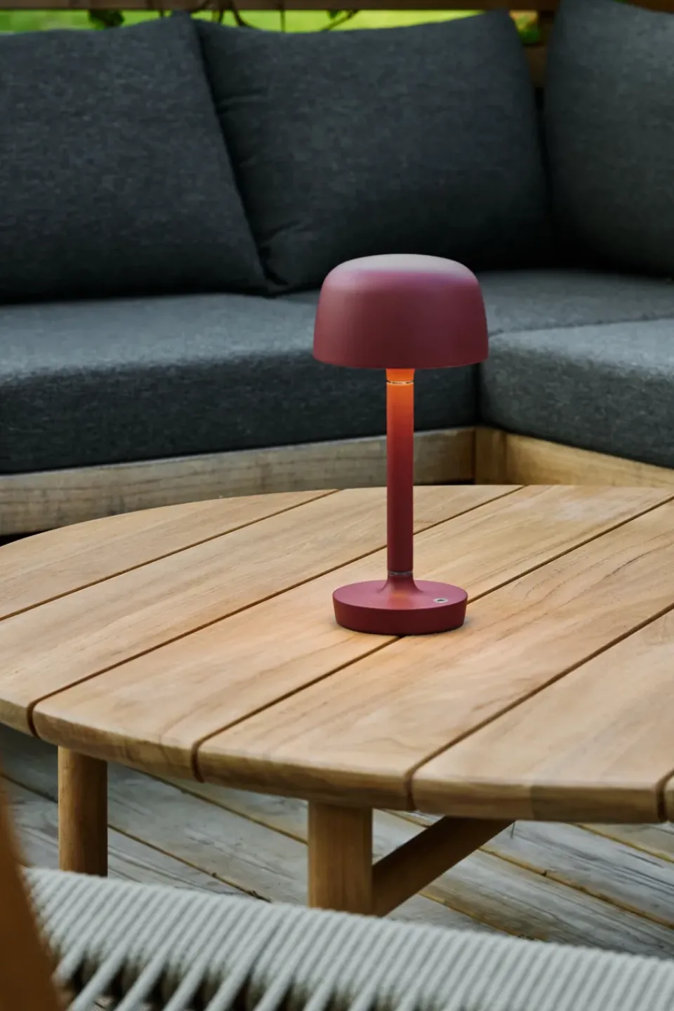 Window Lights|Portable Lighting^Scandi Living Halo portable table lamp 25,5 cm, Burgundy Red