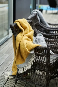 Outlet Klippan Yllefabrik Harald wool throw 130x200 cm, Yellow-grey YellowGrey