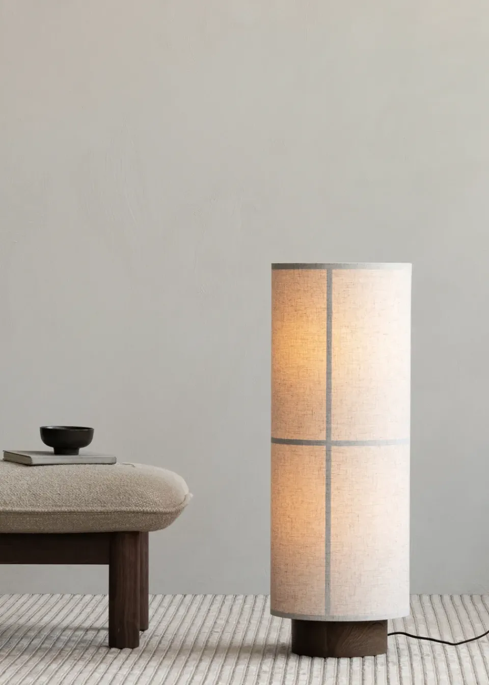 Best Audo Copenhagen Hashira floor lamp, Raw Beige