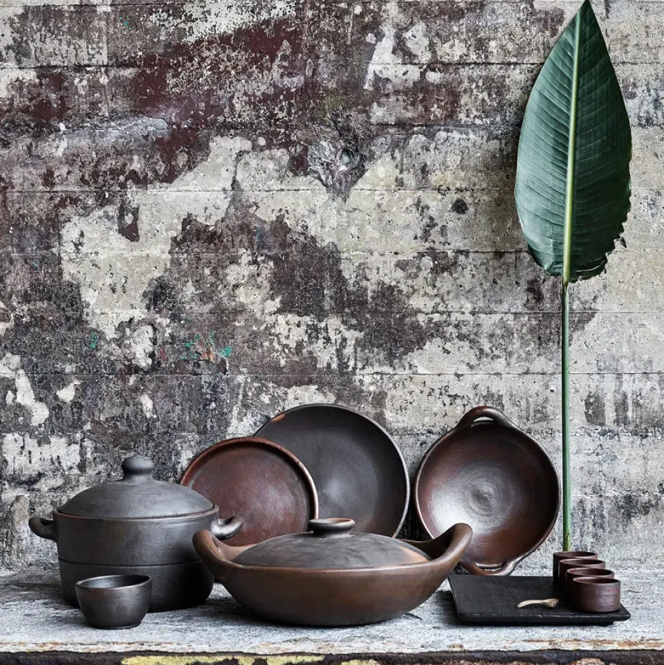 Salad Bowls|Serving Bowls^MUUBS Hazel bowl with handle L, Brown