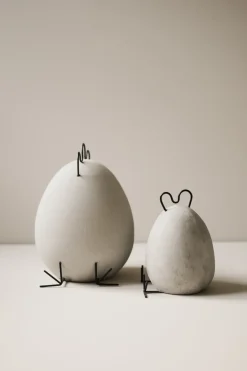 Clearance DBKD Heavy Hen easter decoration concrete, small Grey