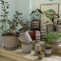 Bergs Potter Helena flower pot Ø18 cm, Grey