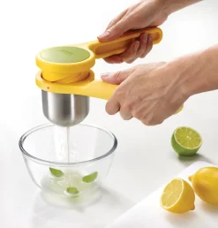 Joseph Joseph Helix citrus juicer 24.5 cm, Yellow GreenYellow