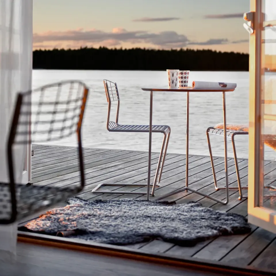 Table For Outdoor Use^Grythyttan Stålmöbler High Tech table, -hot-dip galvanized stand, Ø60 cm White