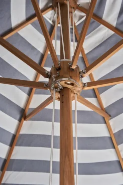 Sun Protection^1898 Hisshult parasol Ø270 cm, stripe-teak Blue