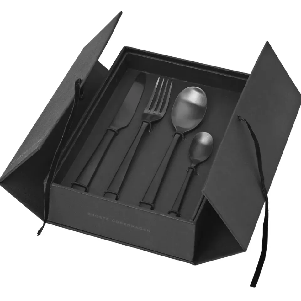 Broste Copenhagen Hune cutlery 16 pcs, titanium mat Black