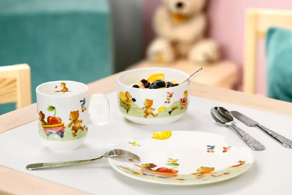 Villeroy & Boch Hungry as a Bear children's dinnerware and cutlery, 7 pieces Multi